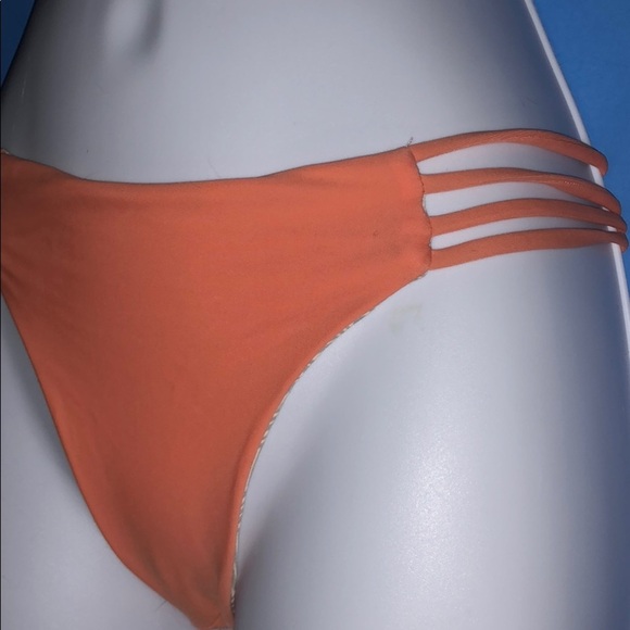 Acacia Cheeky Bikini Bottom - Picture 3 of 7
